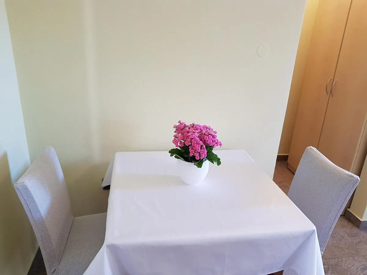 Cosy Villa Near The Beach Zadar 0*,