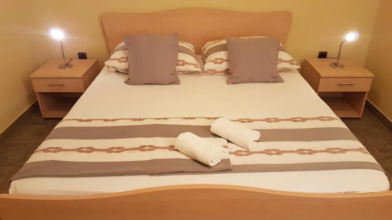 Cosy Villa Near The Beach Zara 0*,